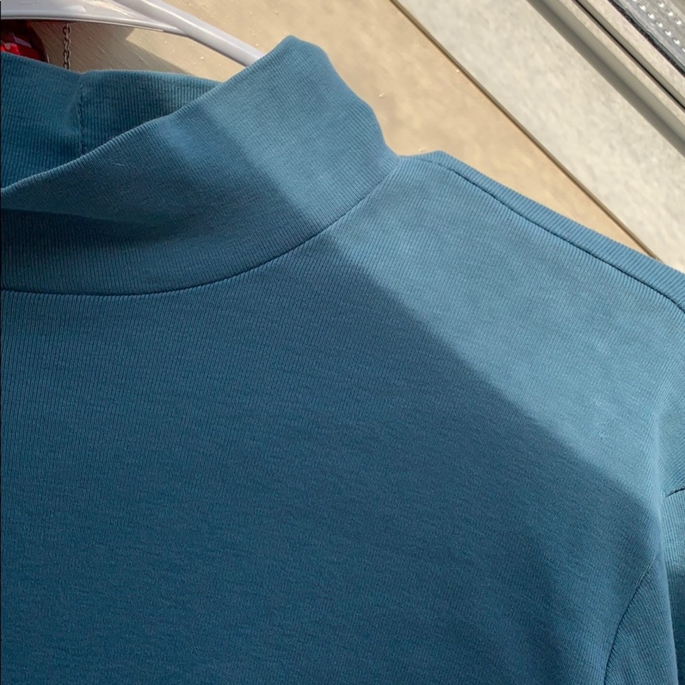 mock neck